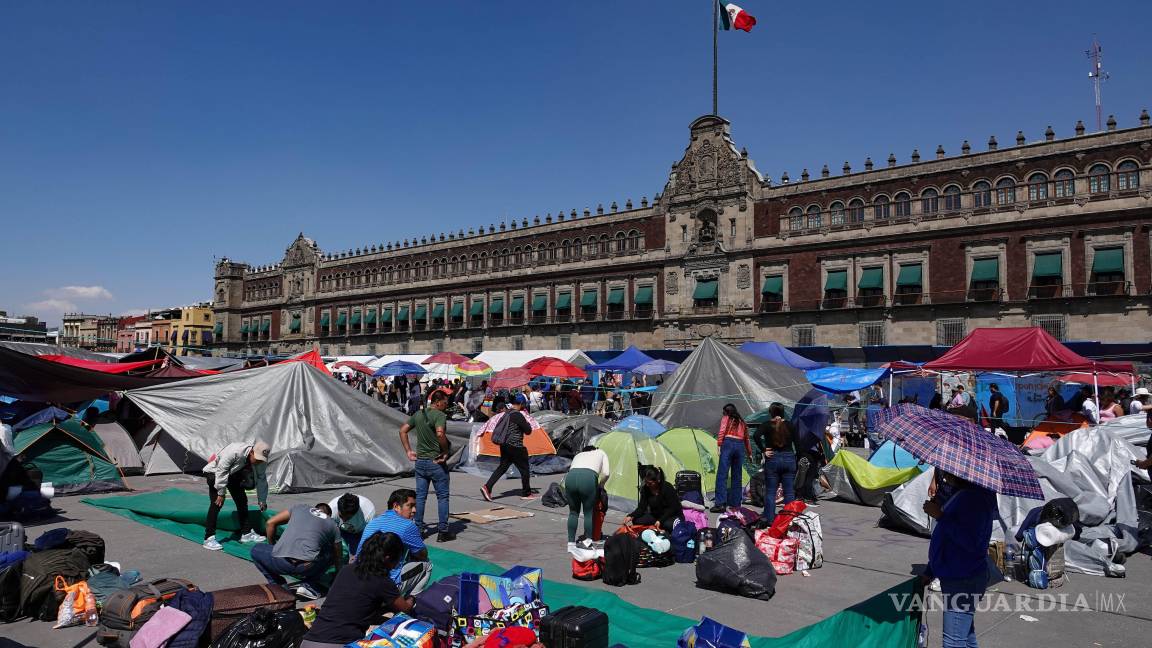$!El plantón instalado en el Zócalo funcionó durante los tres días como punto central de organización, visibilización y resistencia.