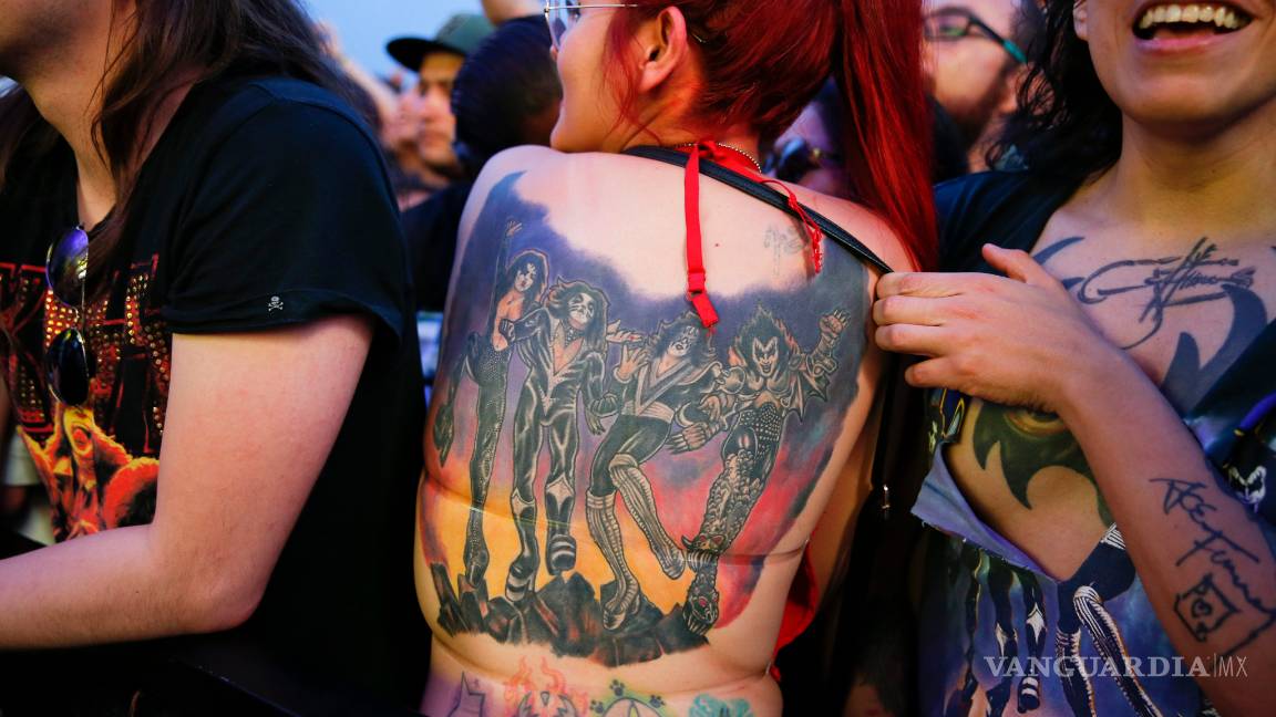 $!Kiss se despide con amor de México en el Domination