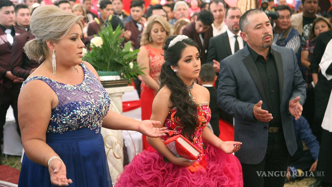 $!Rubí: Un quince años con glamour