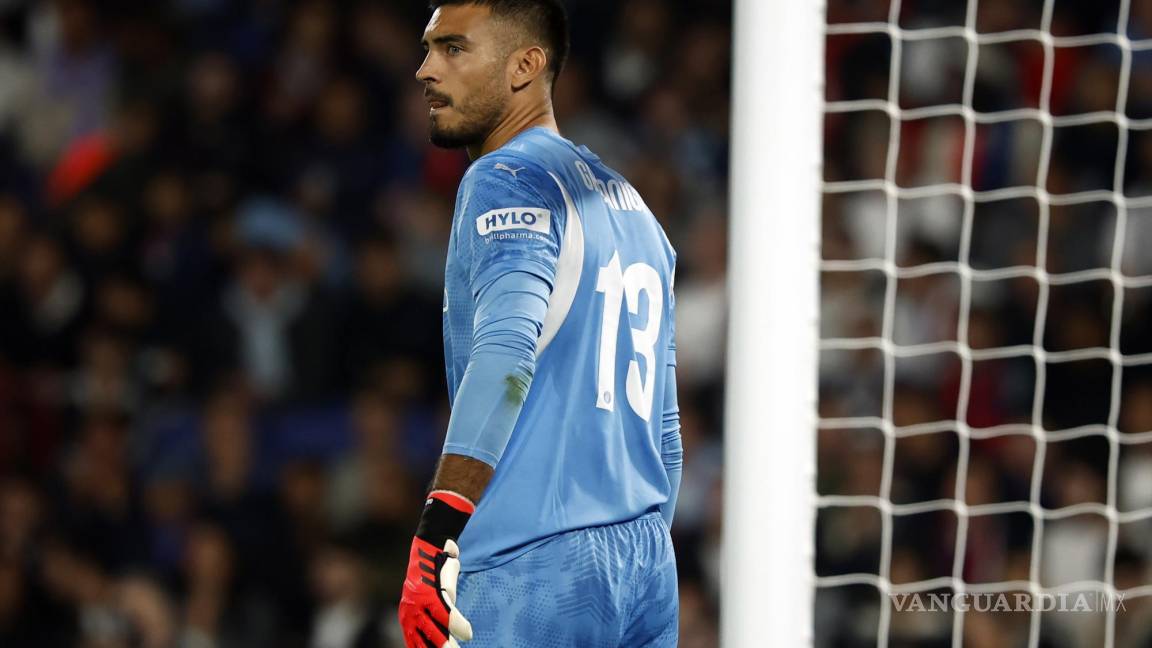 Amargo debut del Girona en la Champions: gana el PSG... ¡con autogol del portero Gazzaniga!