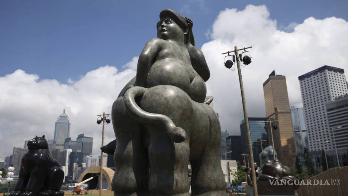 Botero, primer artista en exponer esculturas en el centro de Hong Kong