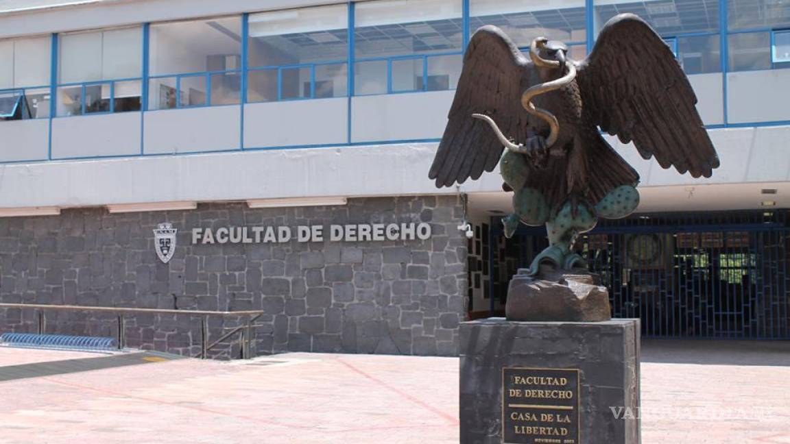 Alumno de la UNAM no pagará diplomado de titulación, gana amparo