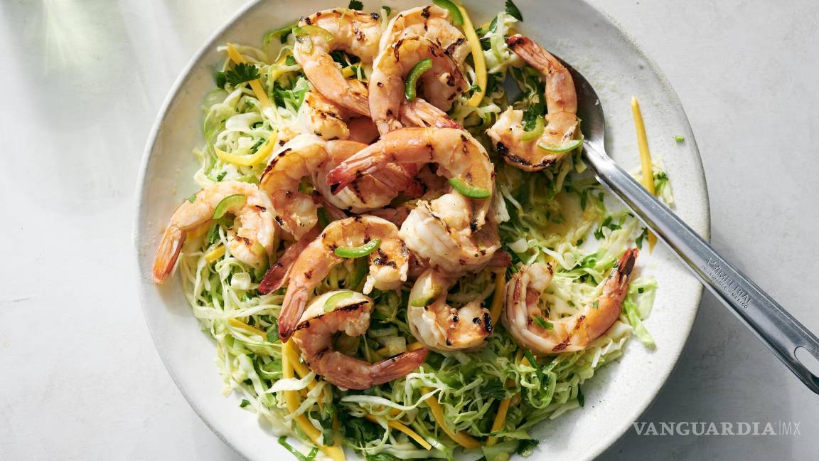 $!El repollo se ablandará al reposar, así que sírvalo poco después de aderezarlo para maximizar su crujido.