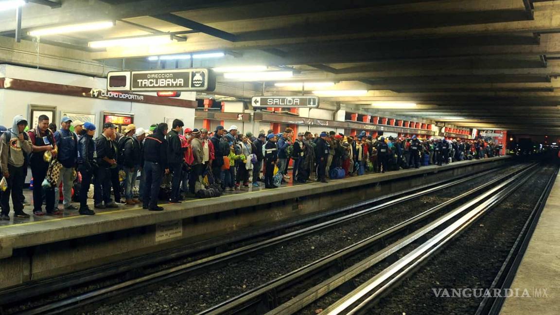 Mujeres policías vigilan Metro de CDMX por secuestros
