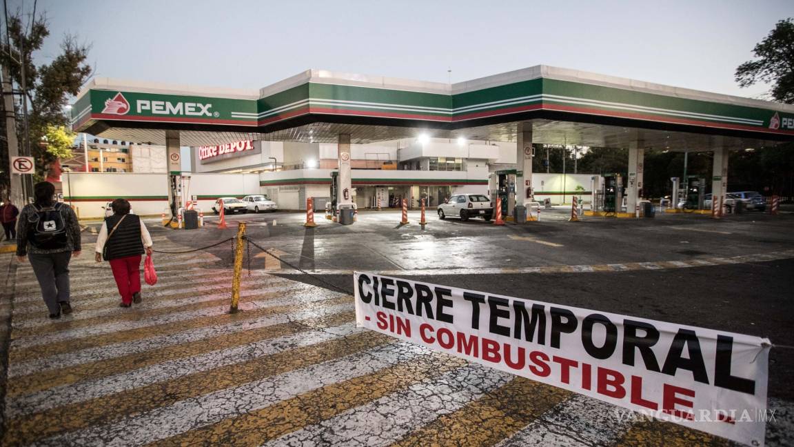 Escasea gasolina en la CDMX y Edomex