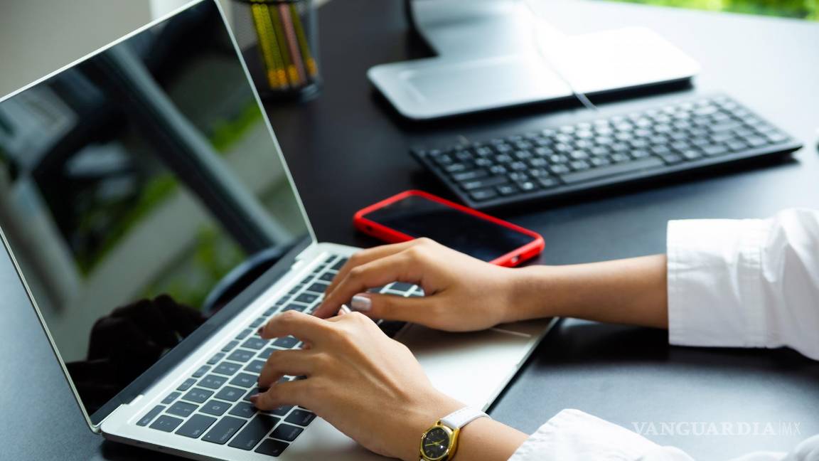 $!Las acciones que se realizan en internet en un minuto son de marear. EFE/BEEDIGITAL