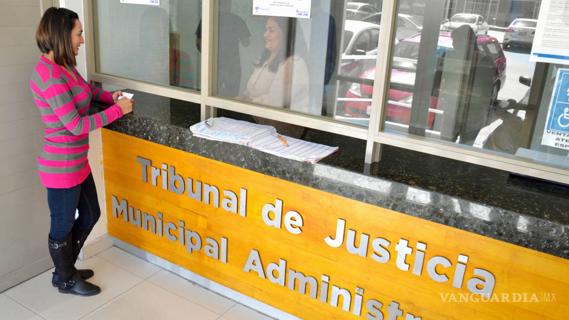 Tribunal de Justicia de Torreón recibe quejas por baches