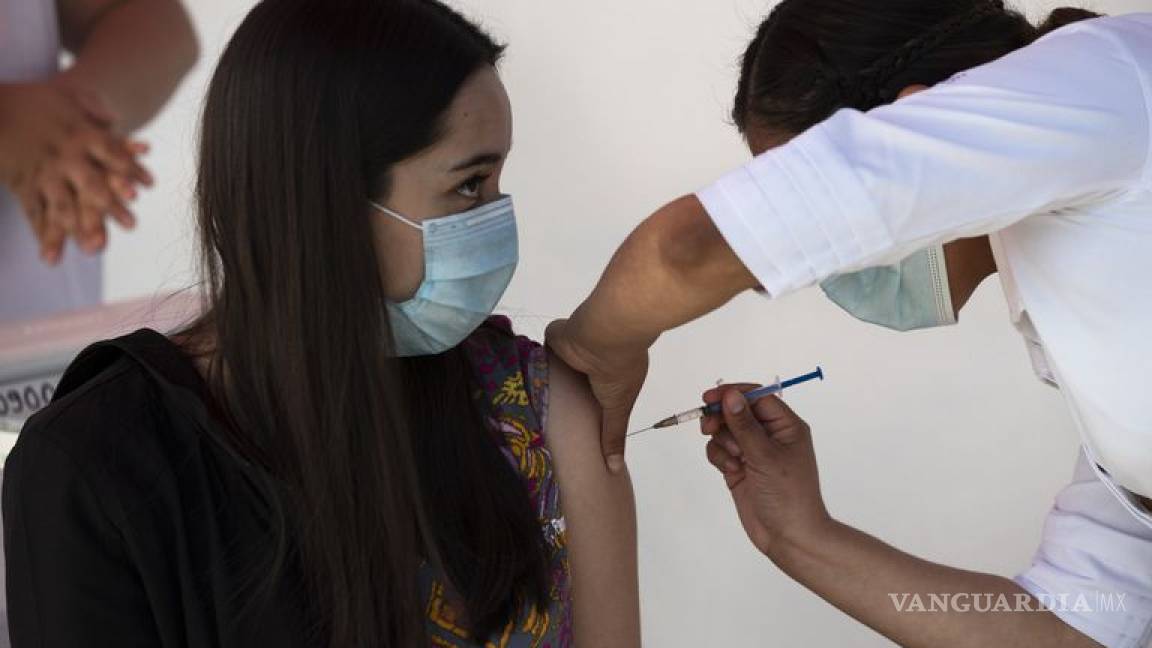 En Coahuila seis médicos se negaron a ser vacunados contra COVID