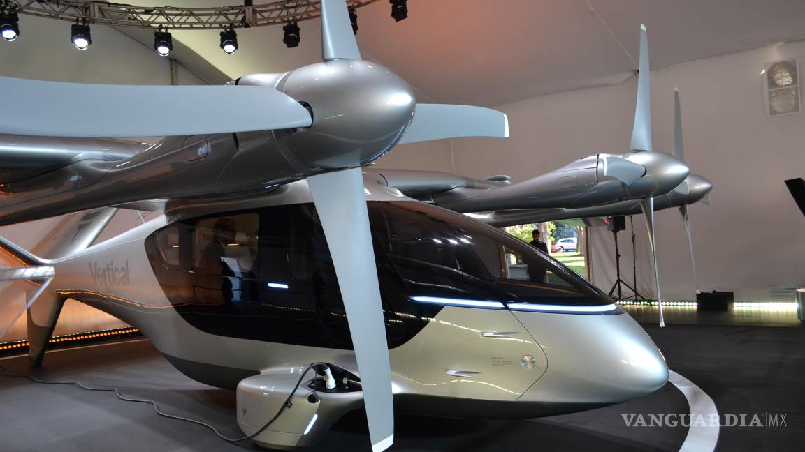 $!Fotografía del detalle de un taxi volador eléctrico de la compañía Vertical Aerospace expuesto en Miami Beach, Florida.