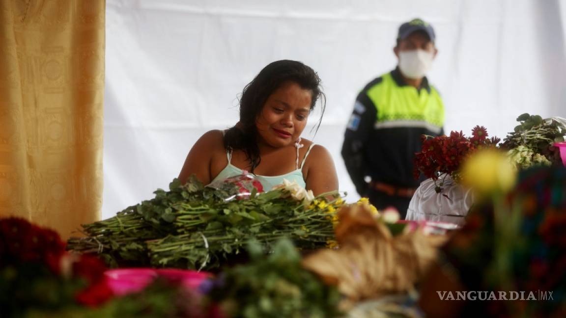 Muerte de niño, eleva a 70 las víctimas por erupción volcán en Guatemala
