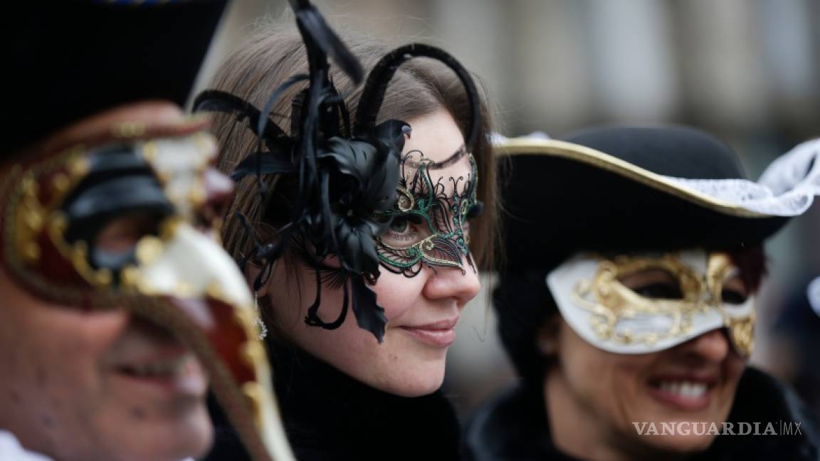 Comienza el carnaval en Venecia con espectáculos y máscaras