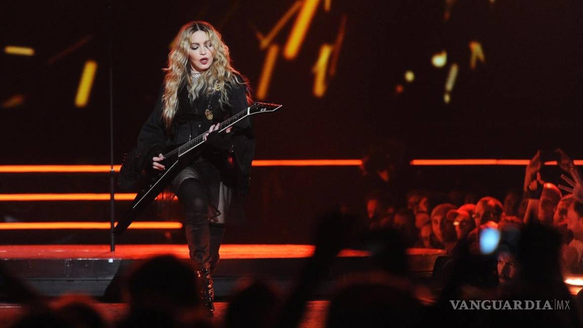 Fans demandan a Madonna tras retrasarse en un concierto: tuvieron que desvelarse para ir a trabajar