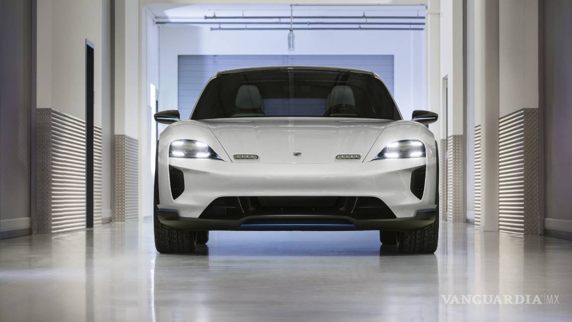 $!Porsche Mission E Cross Turismo, un eléctrico capaz en cualquier terreno