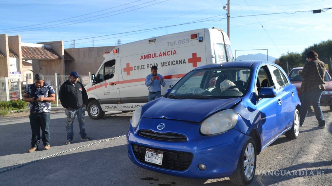 $!‘Volaba’ al trabajo y pega por alcance