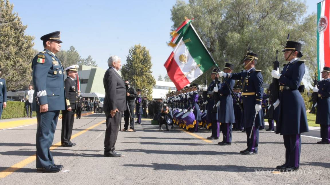 AMLO encabeza ceremonia por día de la Fuerza Aérea Mexicana; refrendan lealtad al Poder Ejecutivo