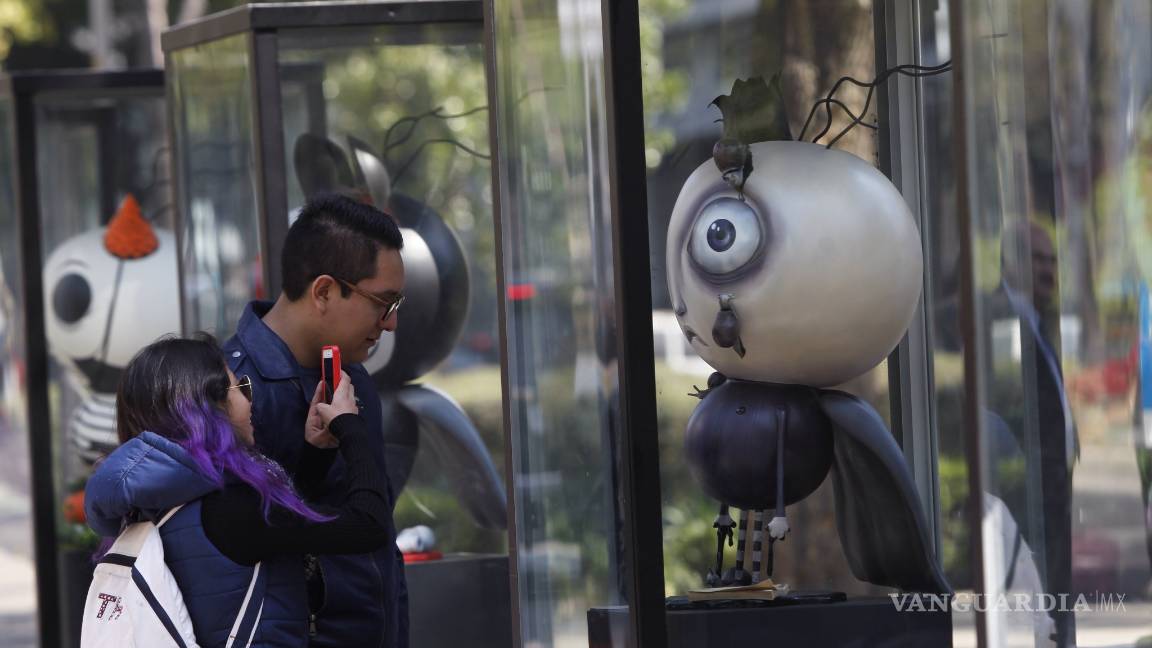 $!Tim Burton toma las calles de Paseo de la Reforma en Ciudad de México