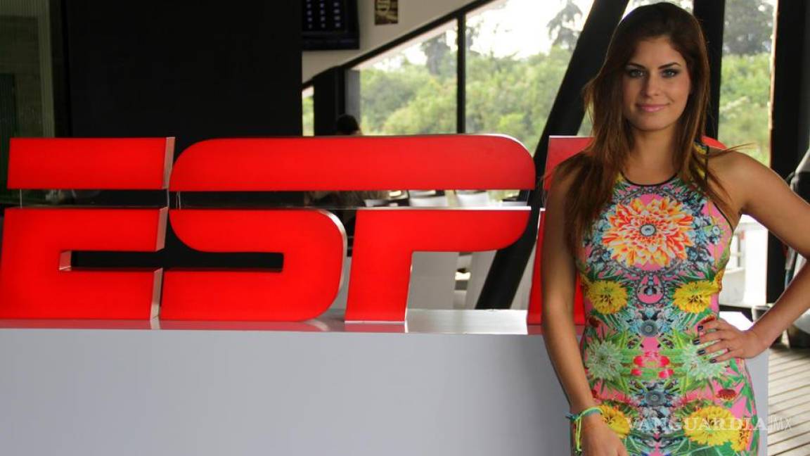 Caro Padrón de ESPN derrocha sensualidad en revista Maxim