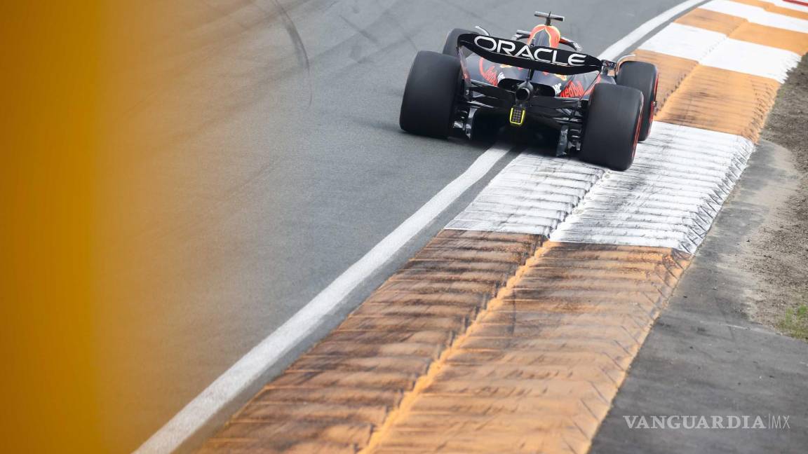 $!El Circuito de Zandvoort se pintó naranja ante la segunda victoria consecutiva del Mad Max