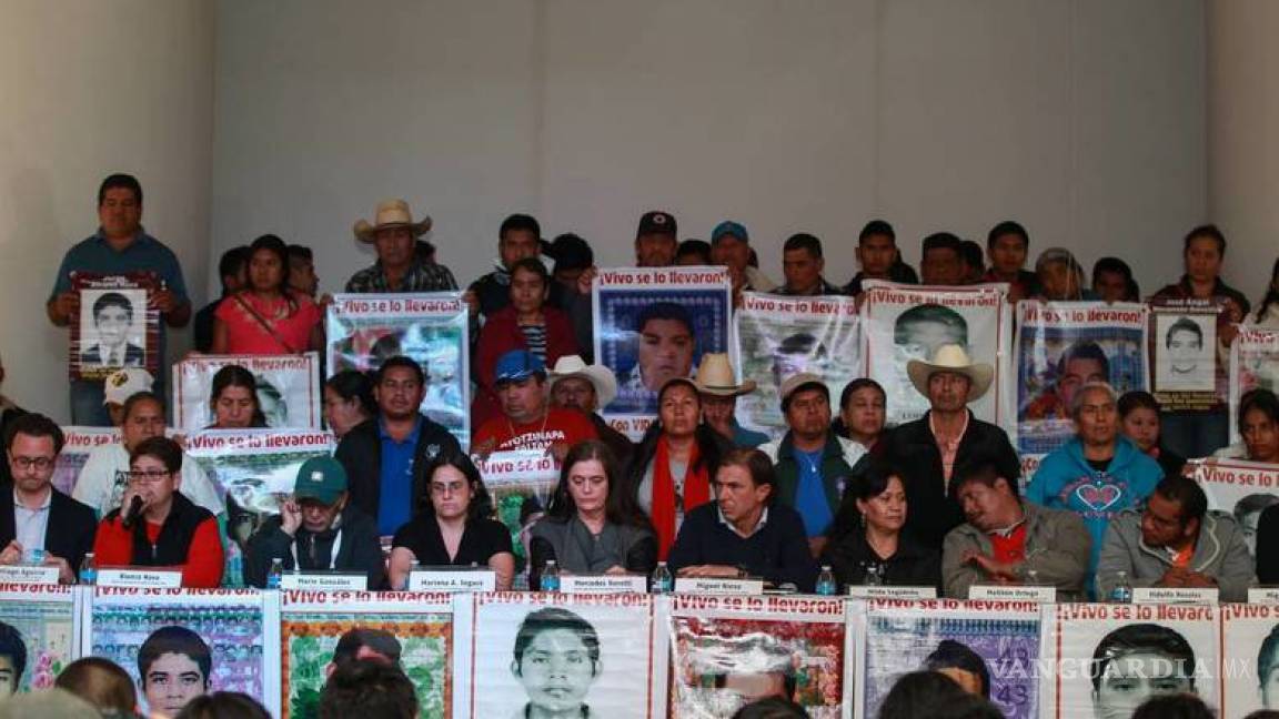Piden a Papa demande al gobierno verdad y justicia por Ayotzinapa