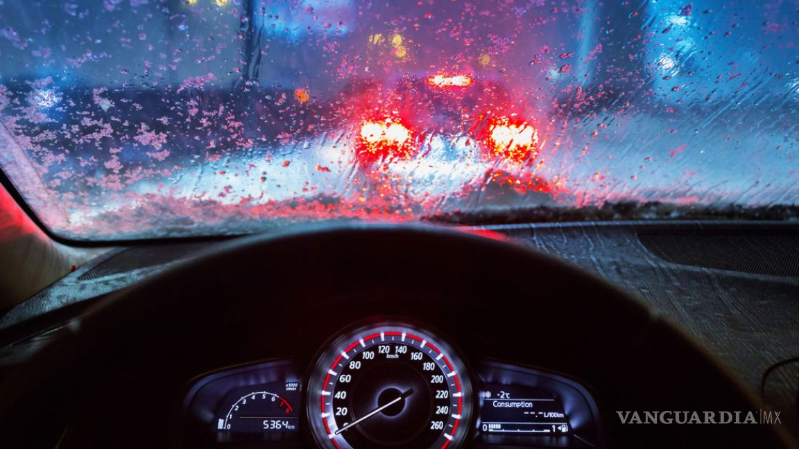 ‘¿Por qué en Saltillo chocan cada que llueve?’ joven expone en video las malas prácticas de conductores