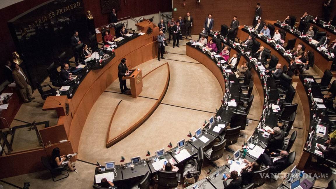 $!Aprueban senadores ascenso de piloto que trajo a Evo Morales a México