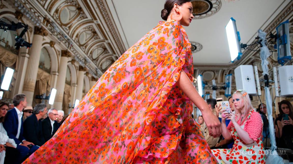 $!La colección Otoño 2022 de Carolina Herrera se modela durante la Semana de la Moda de Nueva York.