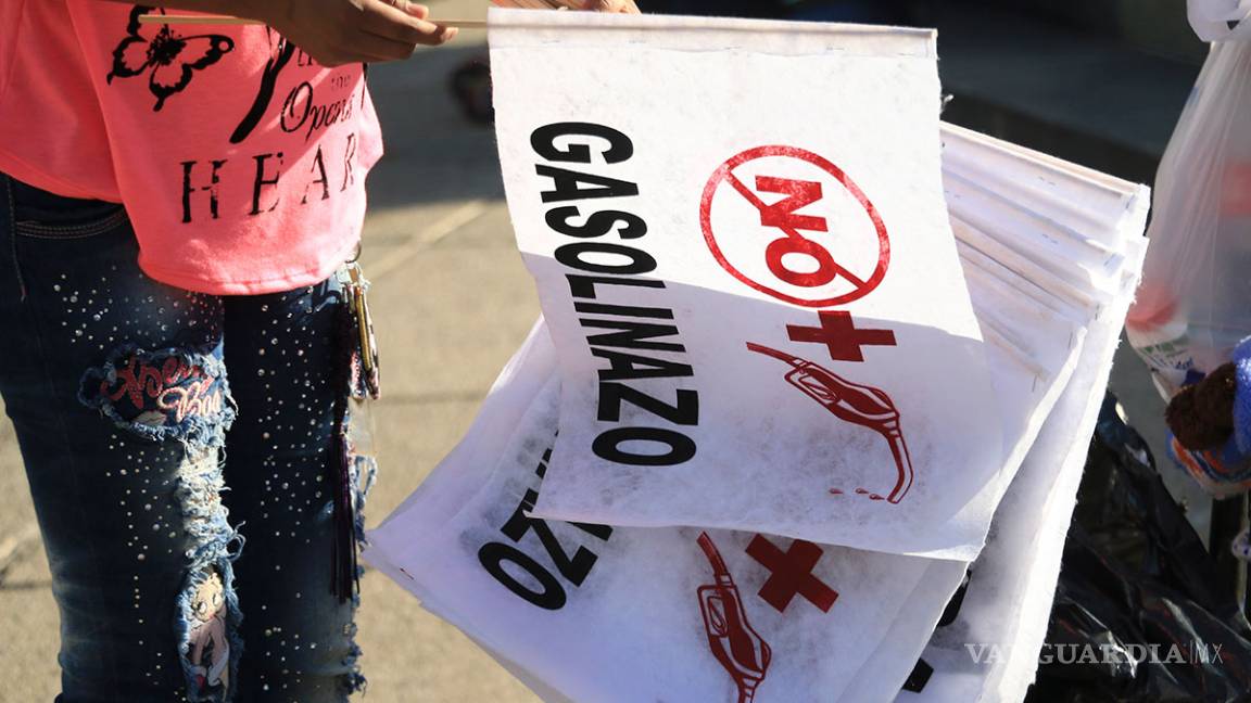 $!Bloqueos y marchas en 28 estados contra el 'gasolinazo'