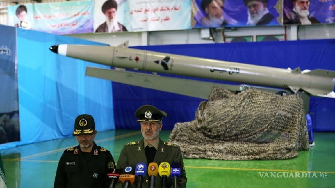 Presume Irán su nuevo misil balístico “Fateh&quot;