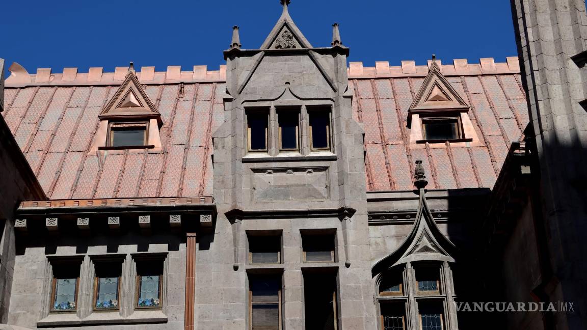 $!‘La Casa Purcell es una isla en un océano mexicano’: Arturo Villarreal relata la historia del emblemático edificio en libro