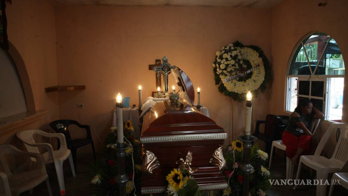 Autorizan funerales; sólo si la muerte no es COVID-19, aunque permanecen medidas sanitarias
