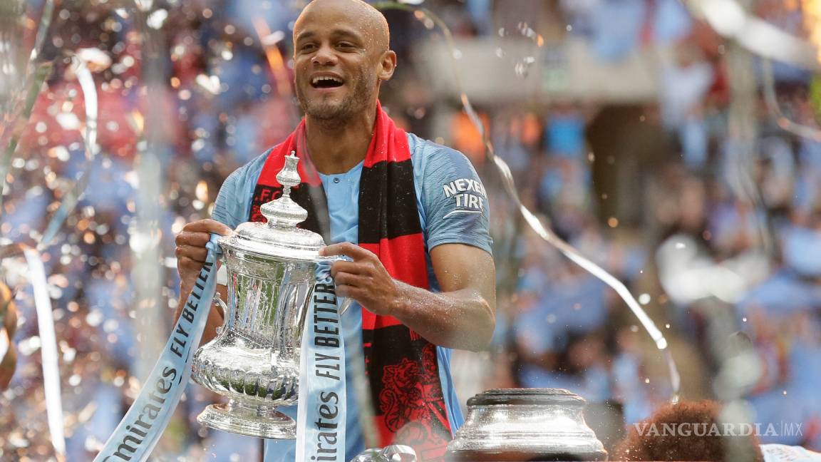 $!Vincent Kompany anuncia su salida del Manchester City para dirigir y jugar en el Anderlecht