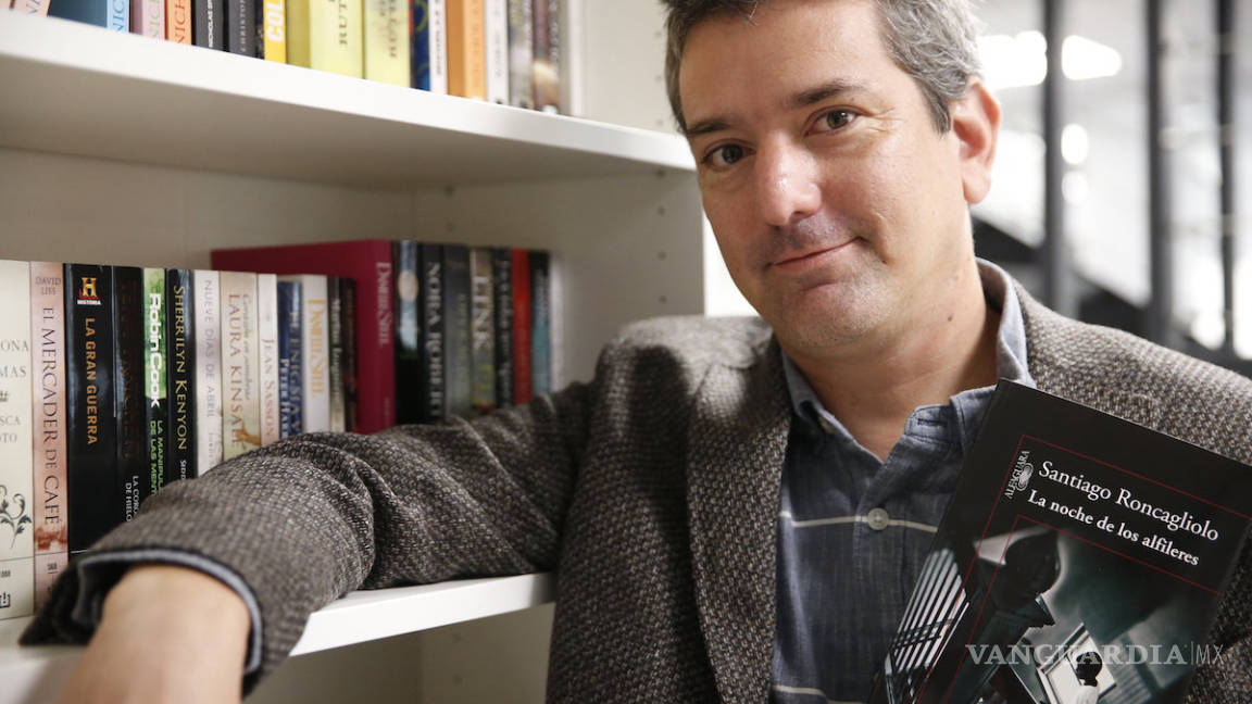 $!'La venganza de los nerds' según Santiago Roncagliolo