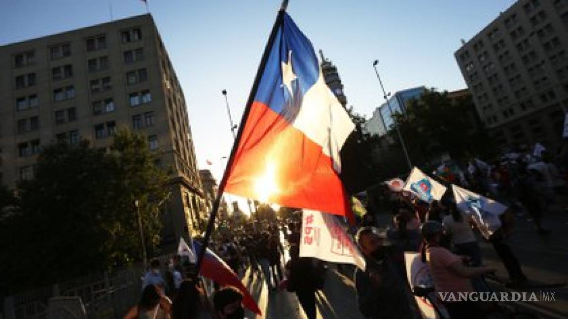 En Chile arrasa el SÍ para sepultar la Constitución de Pinochet en histórico plebiscito