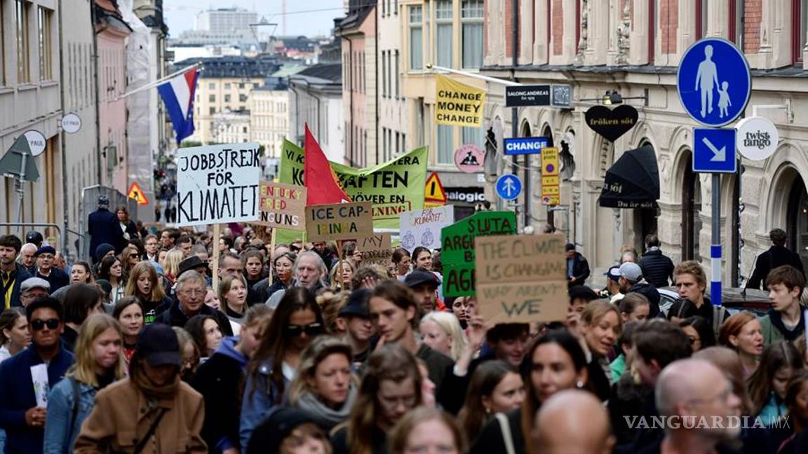 $!"Huelga Global Climática" convoca a miles de jóvenes en el mundo, mira éstas imágenes