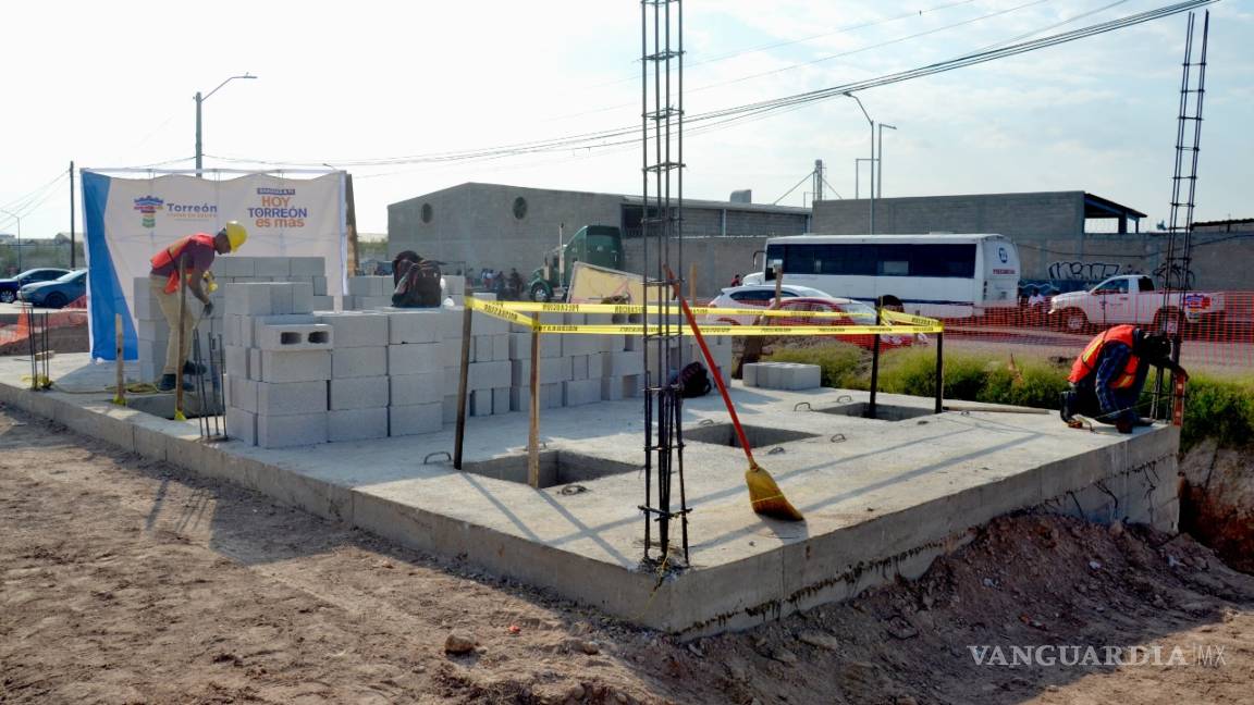 Alcalde de Torreón supervisa construcción del nuevo cárcamo