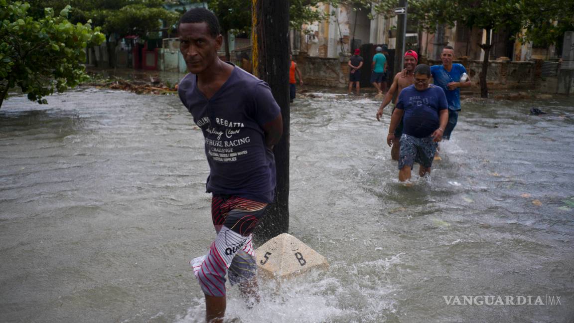 $!Irma llega a los Cayos de Florida como huracán categoría 4