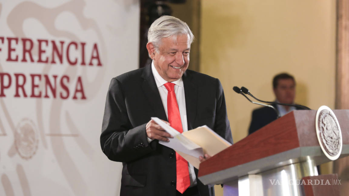 AMLO entregará lista de periodistas que recibieron 100 mdp en sexenio de Peña Nieto al INAI
