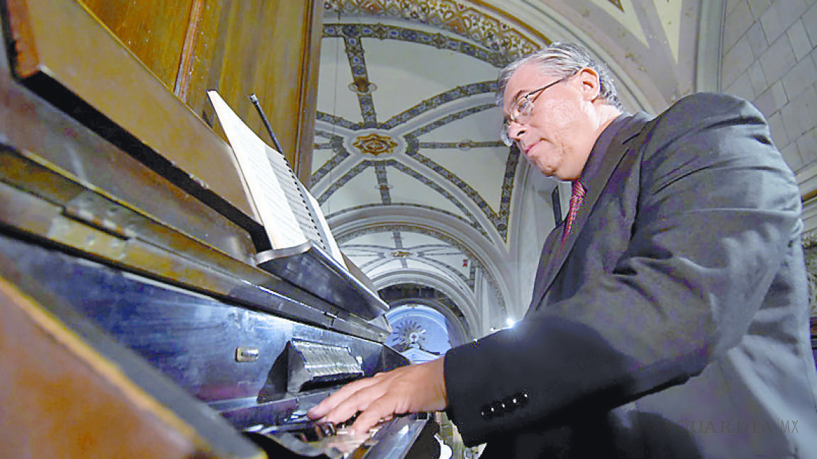 Eliézer Jáuregui inaugura el Festival Internacional de Órgano en la Catedral de Saltillo