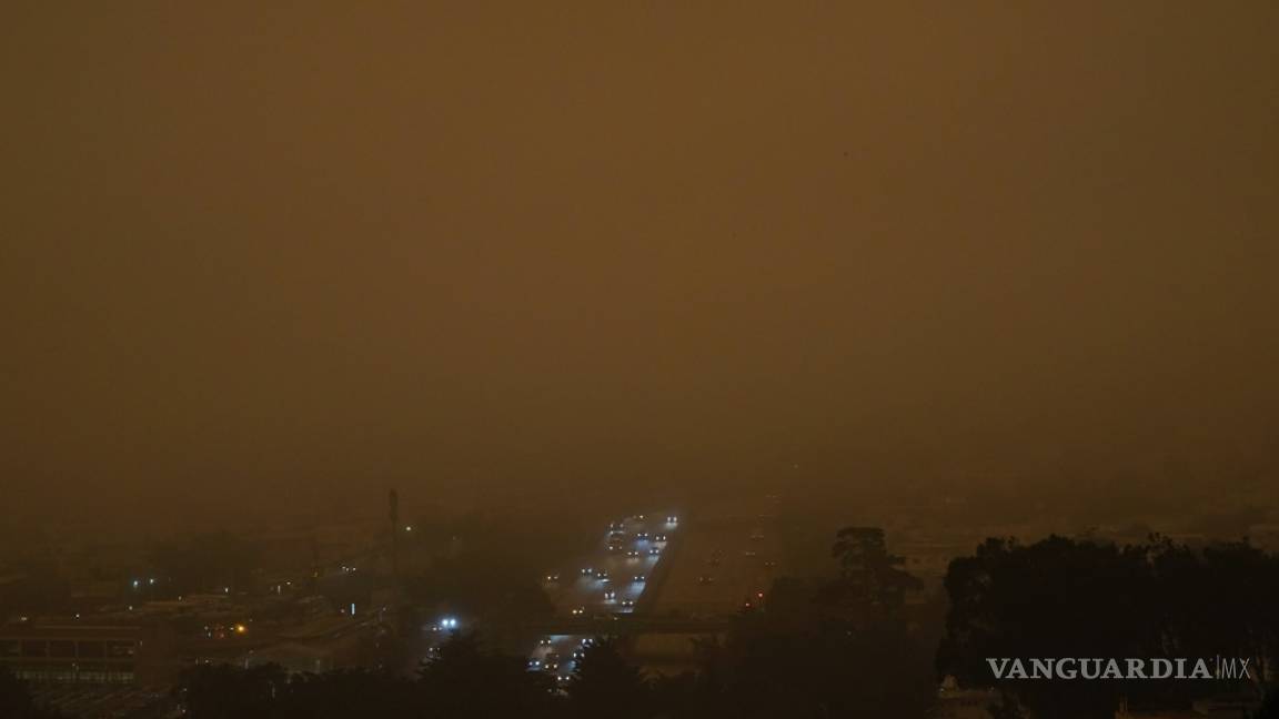 $!Incendios forestales pintan de un color naranja apocalíptico el cielo de San Francisco