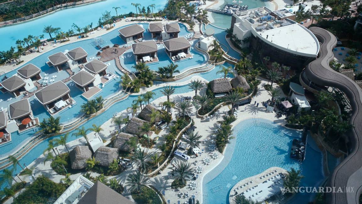 $!Seminole Hard Rock, primer hotel con forma de guitarra del mundo