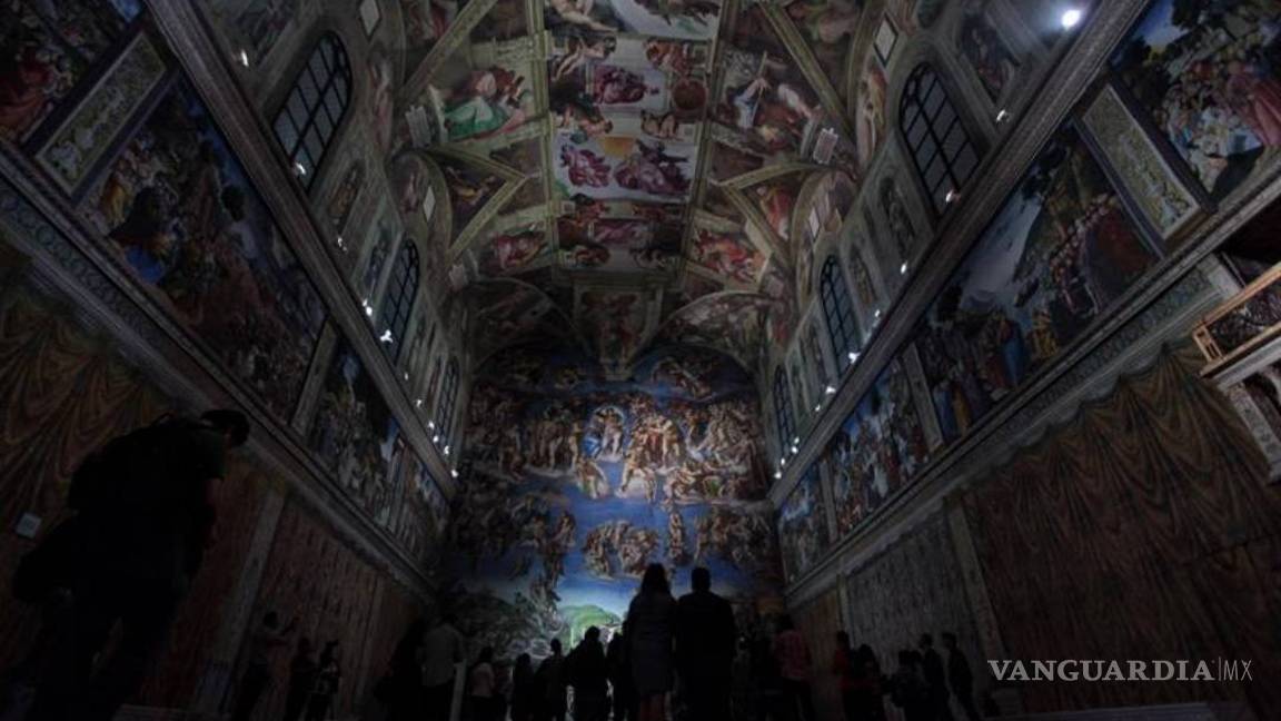 $!Dos millones de fotografías replican frescos de la Capilla Sixtina en México