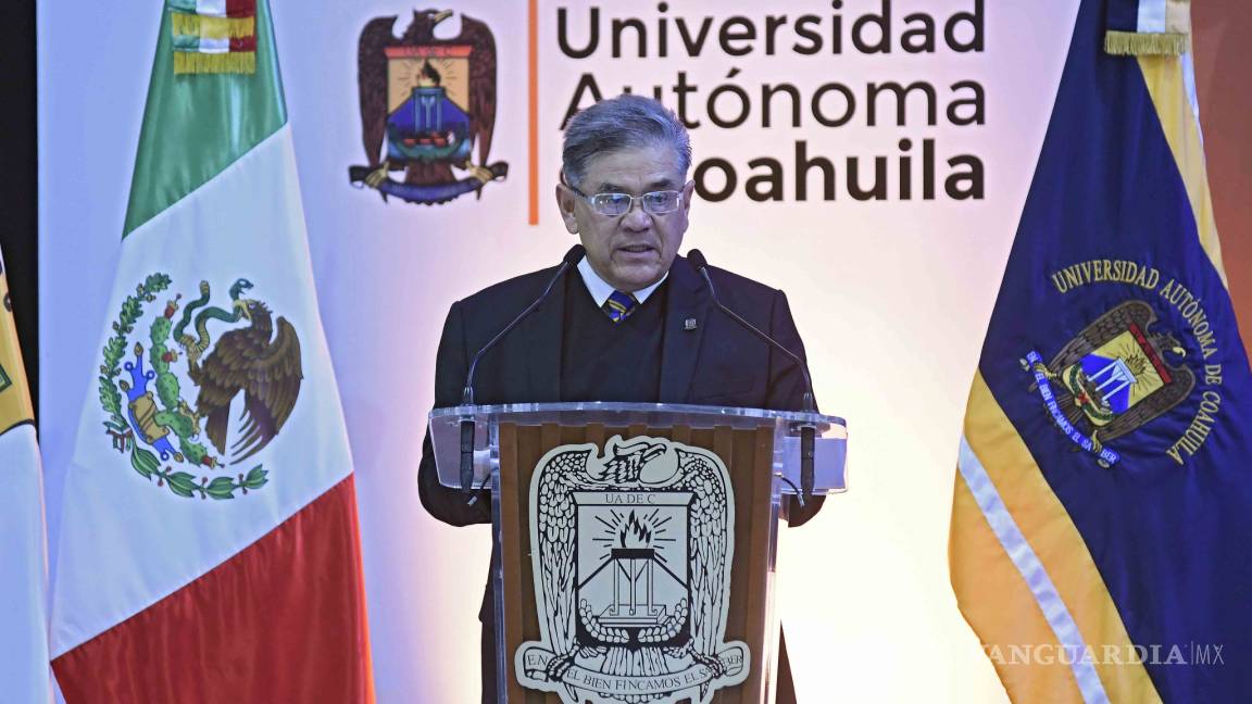 Rinde Tercer Informe Salvador Hernández Vélez, rector de la UAdeC