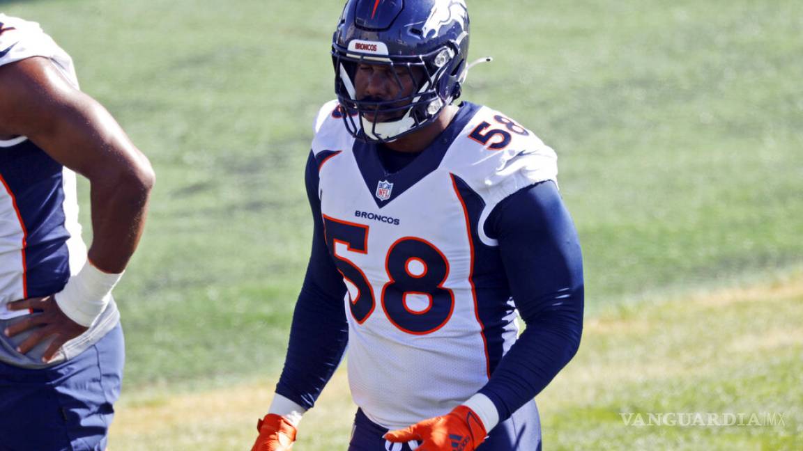 Von Miller fue operado del tobillo