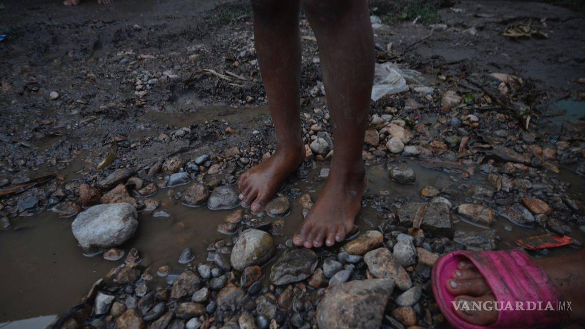 $!Tras fuertes lluvias se registraron desbordes de arroyos en la Región Carbonífera de Coahuila, donde el municipio de Múzquiz quedó prácticamente bajo el agua