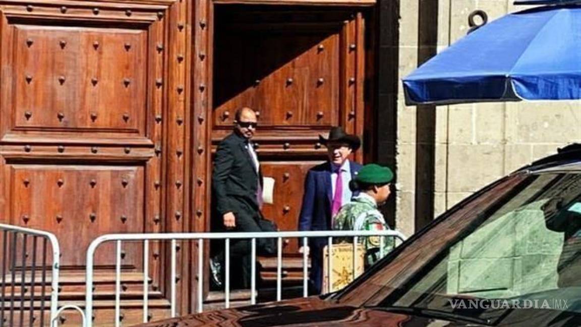 Se reúnen AMLO y Ken Salazar en Palacio Nacional, previo a visita de Biden y Trudeau