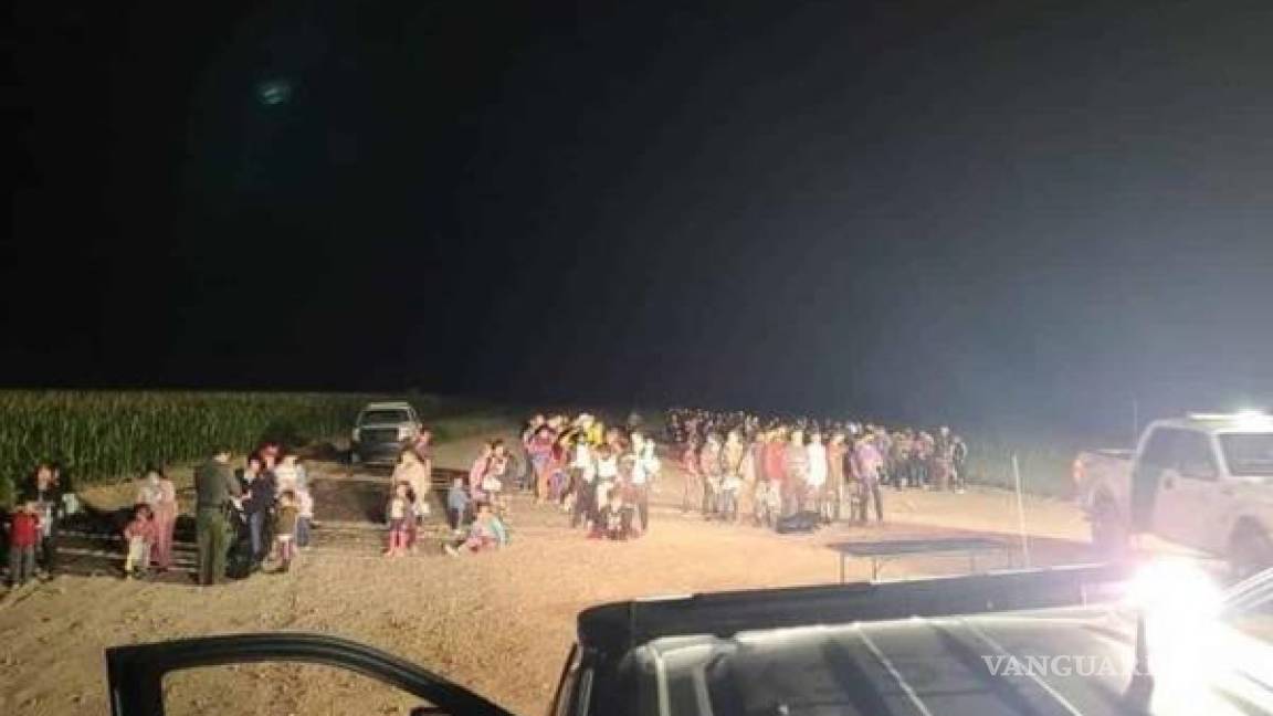 Ciento treinta niños solos entre los 494 migrantes detenidos en Texas tras cruzar el Río Bravo