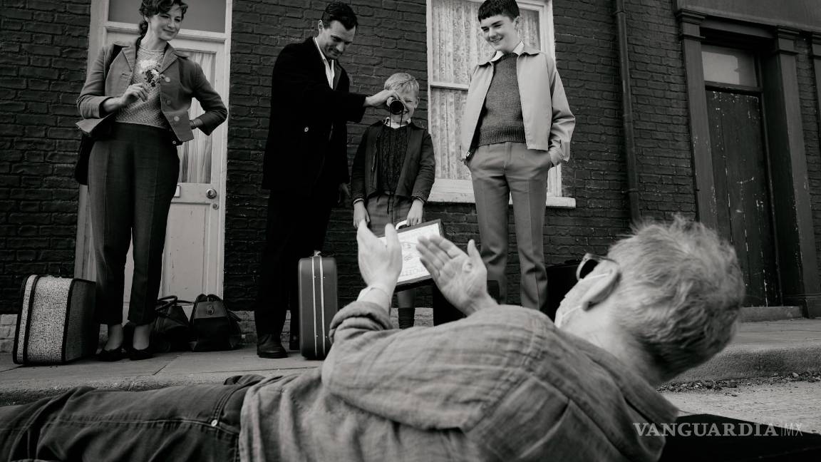 $!“Es una ciudad donde es imposible perderte. Francamente, si te perdieras igual conocerías a alguien, porque todos tienen familiares en la mitad de Belfast y con conocer a alguien, ya conoces a la mitad de la gente”, mencionó.