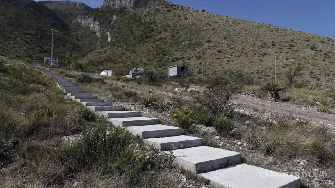 Ciudadanos piden firmas para retirar la construcción de “la escalera al cielo” en la Sierra de Zapalinamé en Coahuila