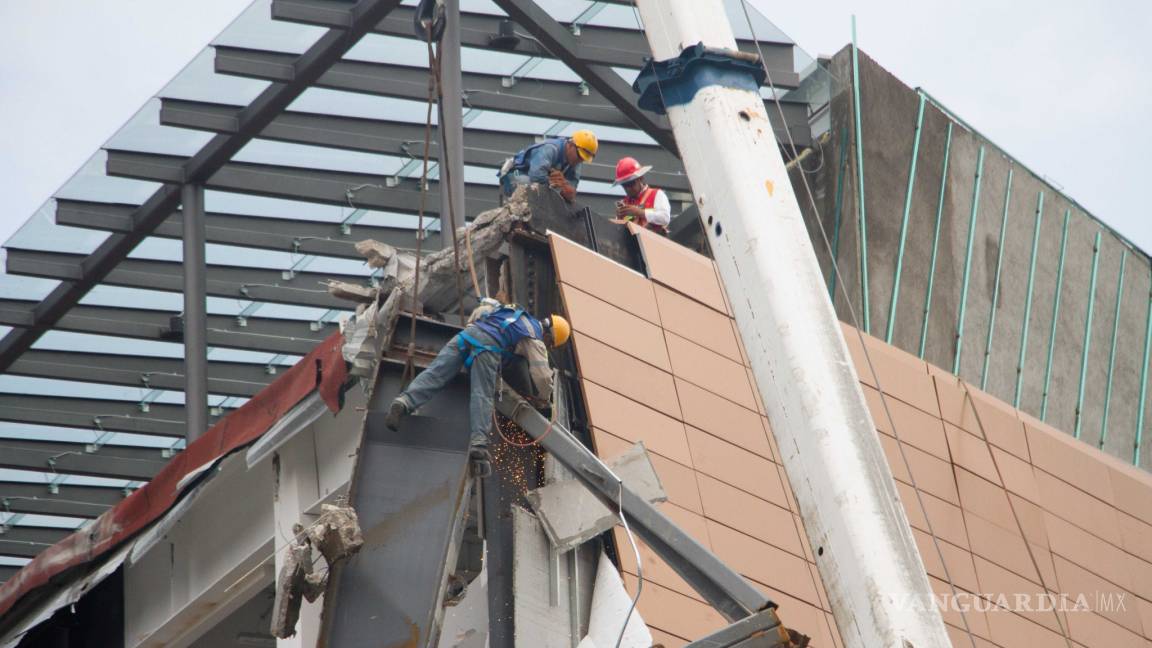 $!Ponen 'ojo' a todas las plazas de CDMX tras derrumbe en Artz