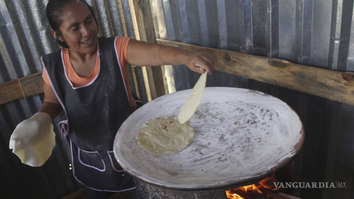 Sufren por alimento en 18 millones de hogares, crece cifra 14% en 3 años